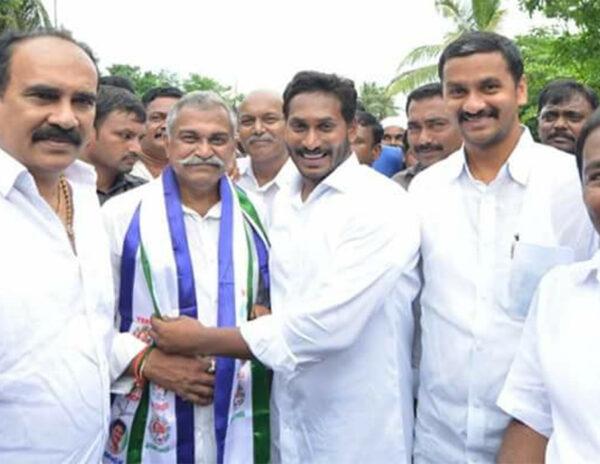 Kandukur: Sitting MLA Vs MLC In YSR Congress