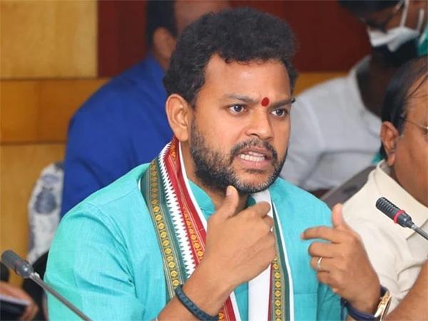 Kinjarapu Ram Mohan Naidu comments on jagan government