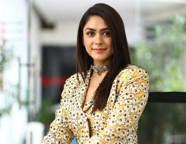 My Role In Sita Ramam Will Have 5 Shades: Mrunal