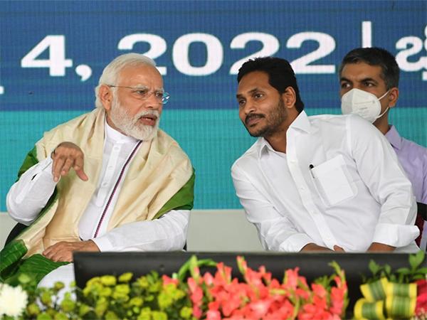 narendra modi ys jagan freebies