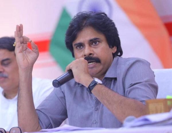 pawan kalyan comments on jagan govt at janavani program bhimavaram