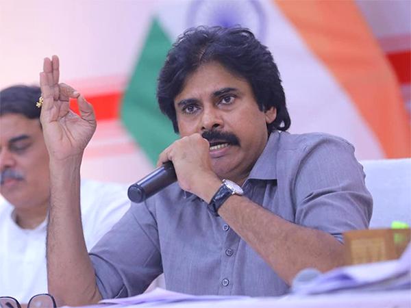 pawan kalyan comments on jagan govt at janavani program bhimavaram