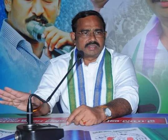 RamanadhamBabu-Raavi-YSRCP-Parchur-