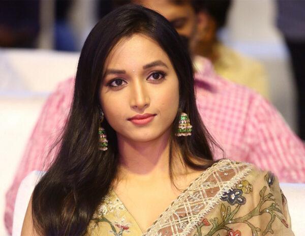 Blockbuster Heroine’s Wrong Move Costing Her