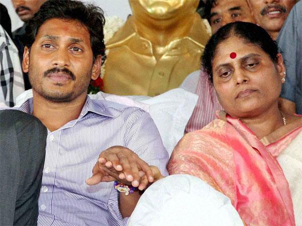 Vijayamma-Resignation-YS-Jagan