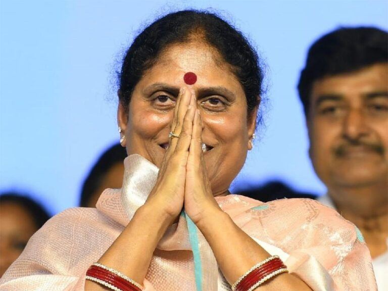 YS Vijayamma quits as YSRCP honorary president