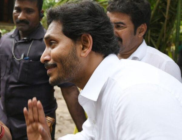 YSJagan-Kapu-Nestham-Pithapuram-
