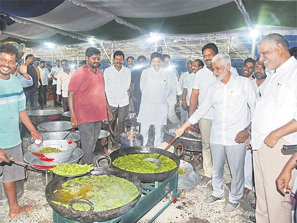 YS Vijayamma YSRCP Plenary meeting