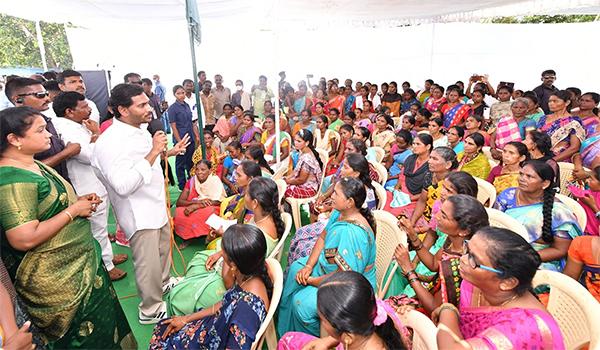 Ys Jagan visited konaseema flood victims