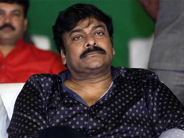 Chiranjeevi Is Chillara Beragaadu!