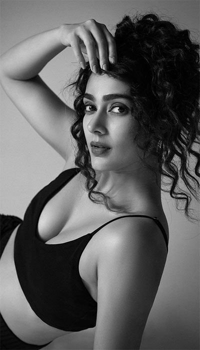 Aakanksha Singh Latest Stills