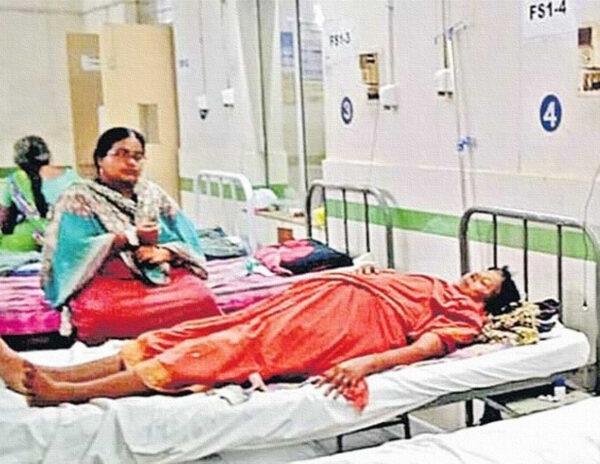 Andhra-Pradesh-Grama-ward-Volunteer-Attacks-Old-Woman-For-Questioning-