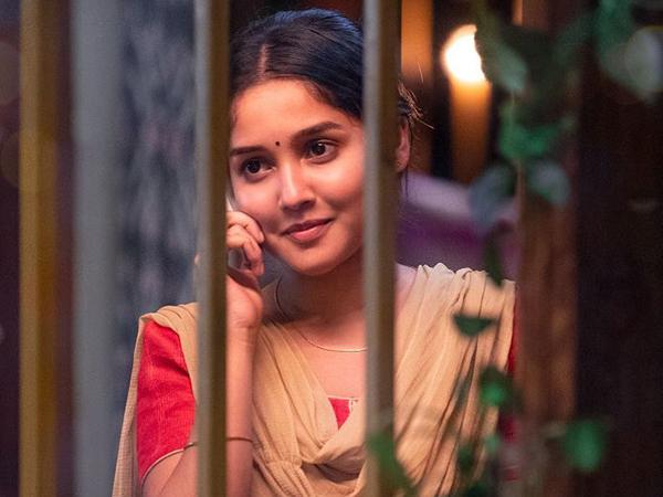 Anikha-Surendran-Butta-Bomma-Kappela