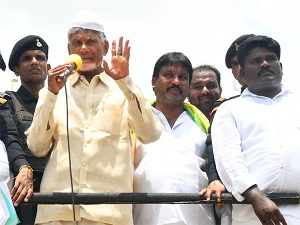 Chandrababu Naidu strong counters to jagan government