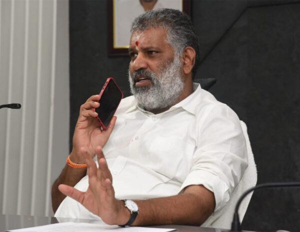 Chandragiri: Cadre Deserts Chevireddy