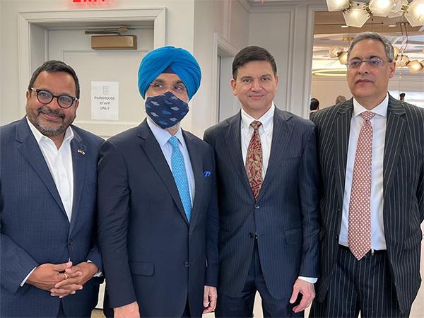 Desi Businessmen Rocking in Dallas!