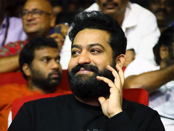 NTR Minus TDP Flag: Can He Impact Politics?