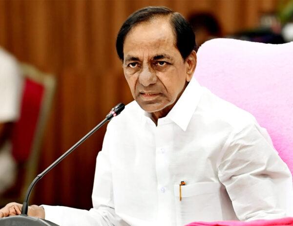 KCR Trying To Make Ramoji Rao Vs ABN RK
