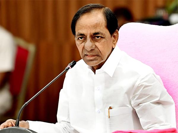 KCR Trying To Make Ramoji Rao Vs ABN RK