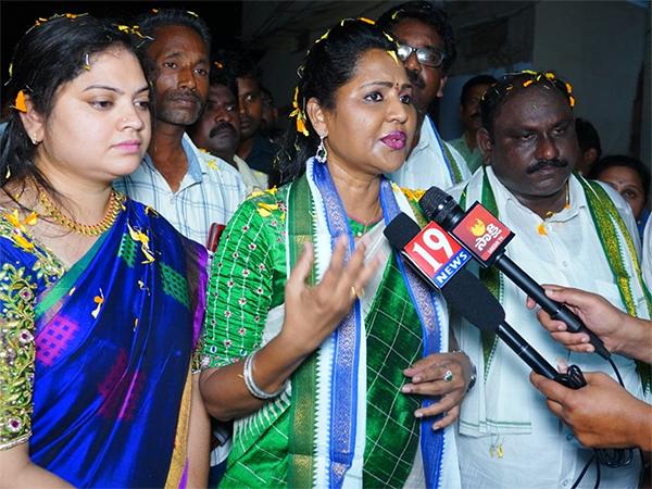 YCP MLA Sits On Midnight Protest!