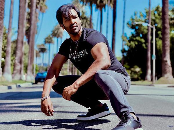Manchu Vishnu's Ninja Technique To Grab Hype