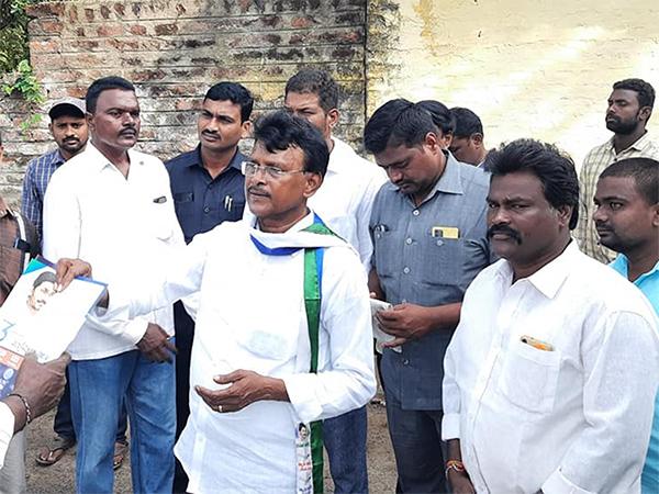 Mla Simhadri Ramesh Babu Gadapa Gadapaku program