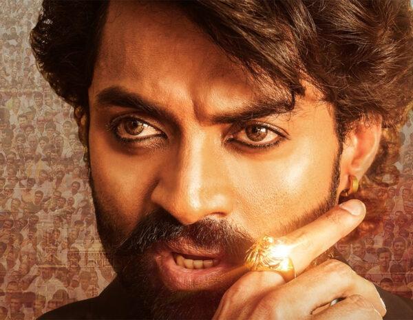 Nandamuri Hero Grabbed Deverakonda's Credit