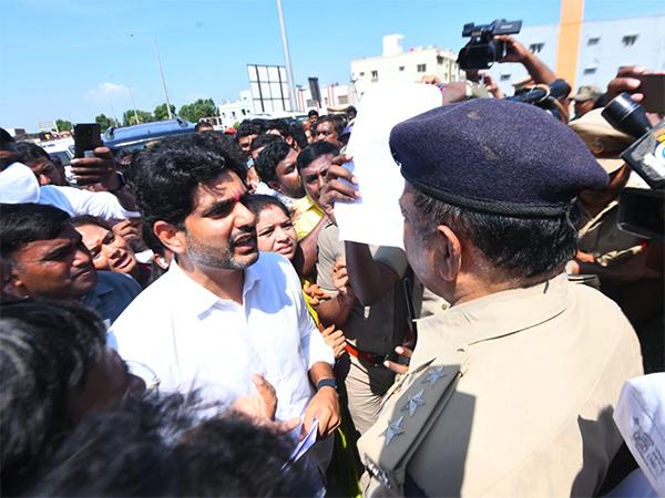 Nara Lokesh visit to Palasa obstructed by the police