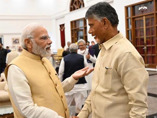 Narendra-Modi-Chandrababu-Naidu-Delhi-Tour