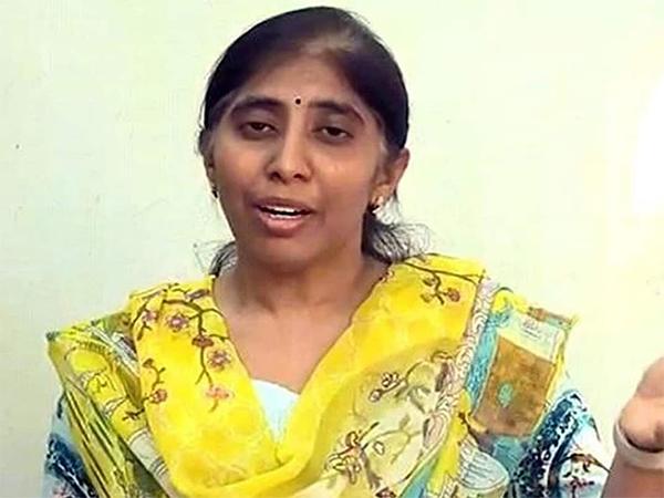 YS Sunitha Reddy has filed a petition in the Supreme Court