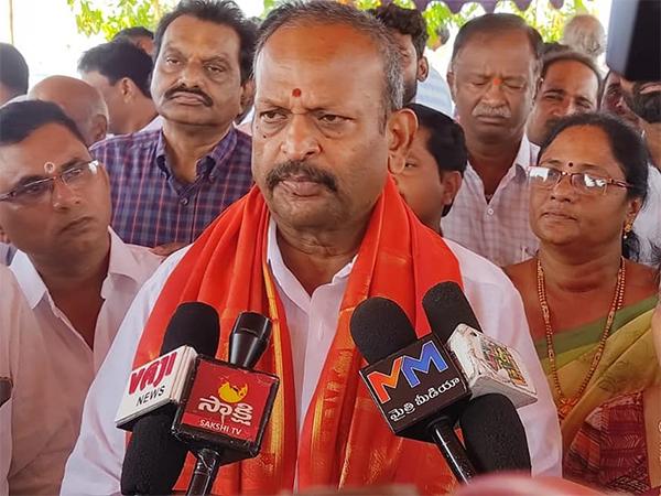 YSRCP-MLA-Kolagatla-Veerabhadra-Swamy
