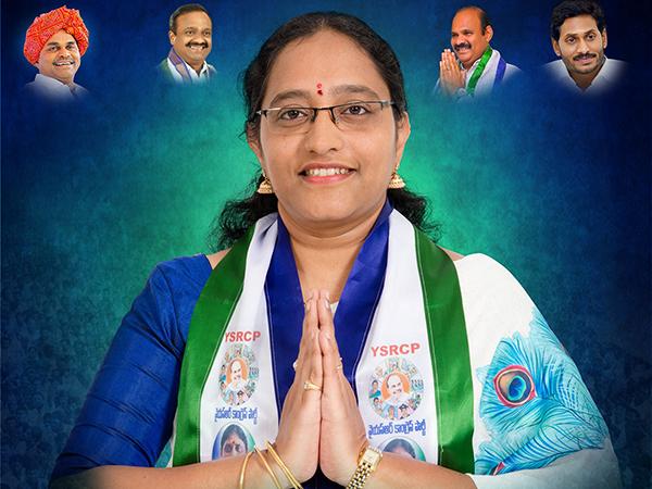 YSRCP-ZPTC-Chairman-Poornima-Yalamanchili-Resignation