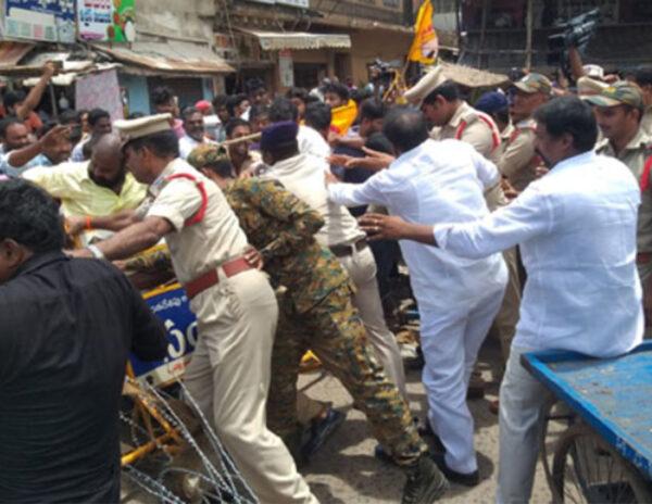 police blocked food containers anna canteen tenali