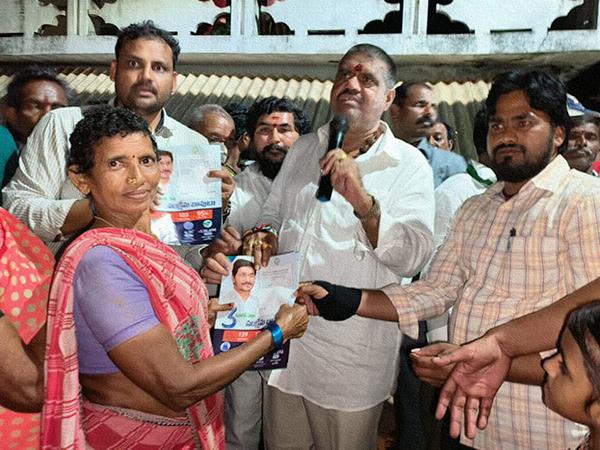 Avanthi-Srinivas--YSRCP-Gadapa-Gadapaku