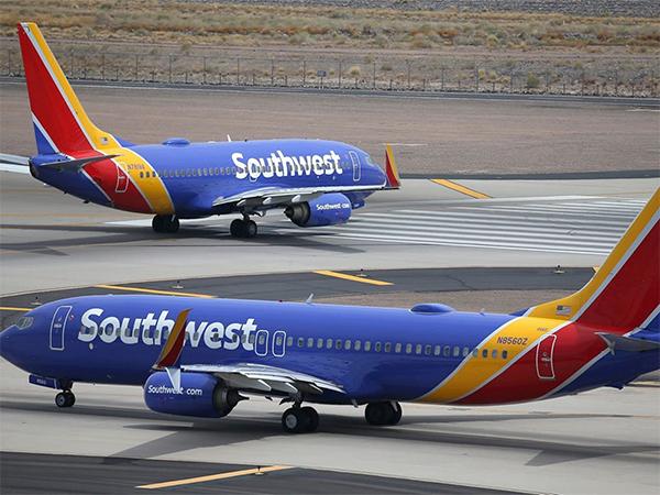 Fu* Off Bi*ch..Indian Techie's Wife Assaulted in U.S. Flight