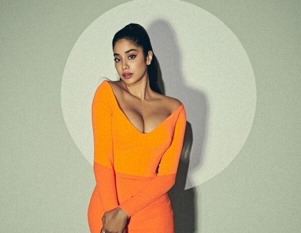 Pic Talk: Deadly Curves Of Hottest Girl