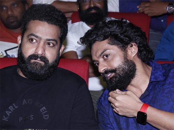 Jr-NTR-Kalyan-Ram-about-YSR-and-NTR