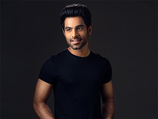 Reddy’s Favorite Telugu Hero in Bellary Mass Belt