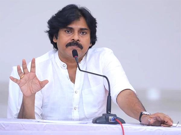 BJP Top Brass Ignores Pawan Kalyan