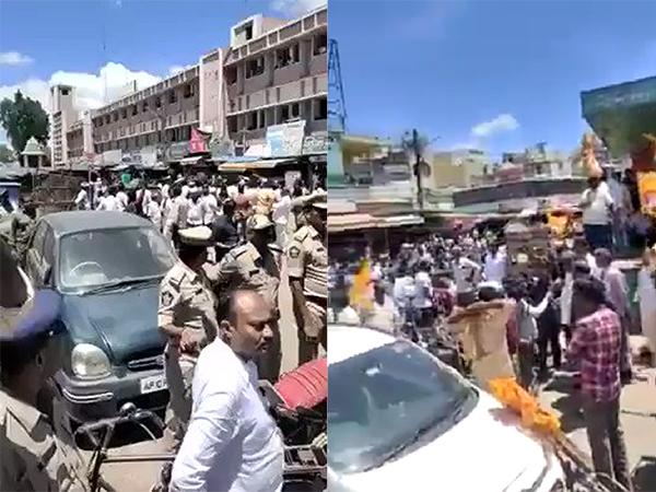 Police Seize Food Containers Of Tenali Anna Canteen