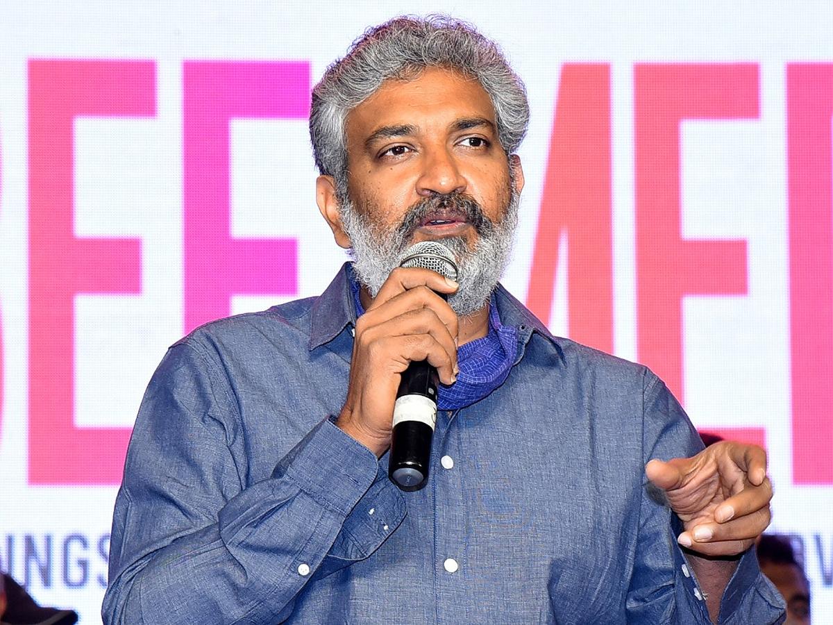 Rajamouli Facing the Heat for the First Time