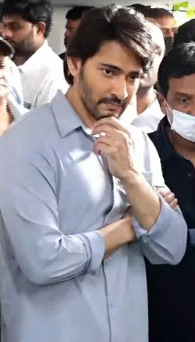 Tiivikram-Mahesh-Babu-Krishnam-Raju