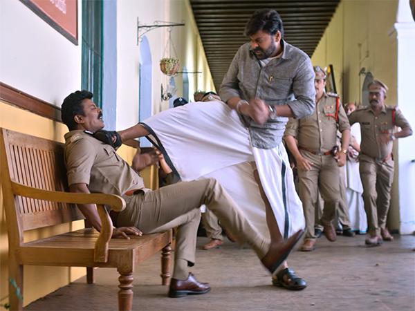 Tamil Fans Senseless Trolling on Chiru!