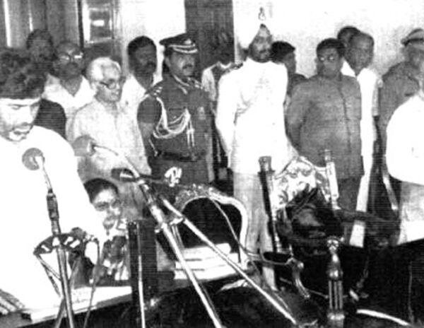 chandrababu naidu shared picture on twitter on completing 27 years