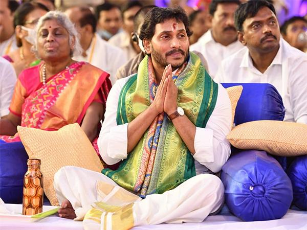 ys jagan tirumala visit today