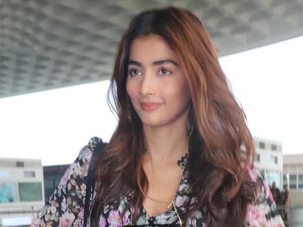 2022-Continues-To-Be-Bad-For-Pooja-Hegde!