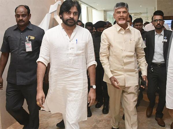 Chandrababu Naidu Meets Pawan Kalyan At Novatel Vijayawada