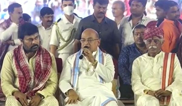 Chiranjeevi, Stop Your Photo Sessions: Garikapati
