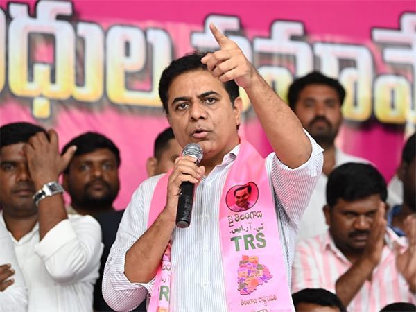 Did KTR call BJP leader and ask for help