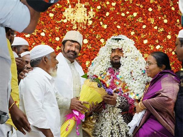 Balakrishna Breaks Busy Schedule For His Fan